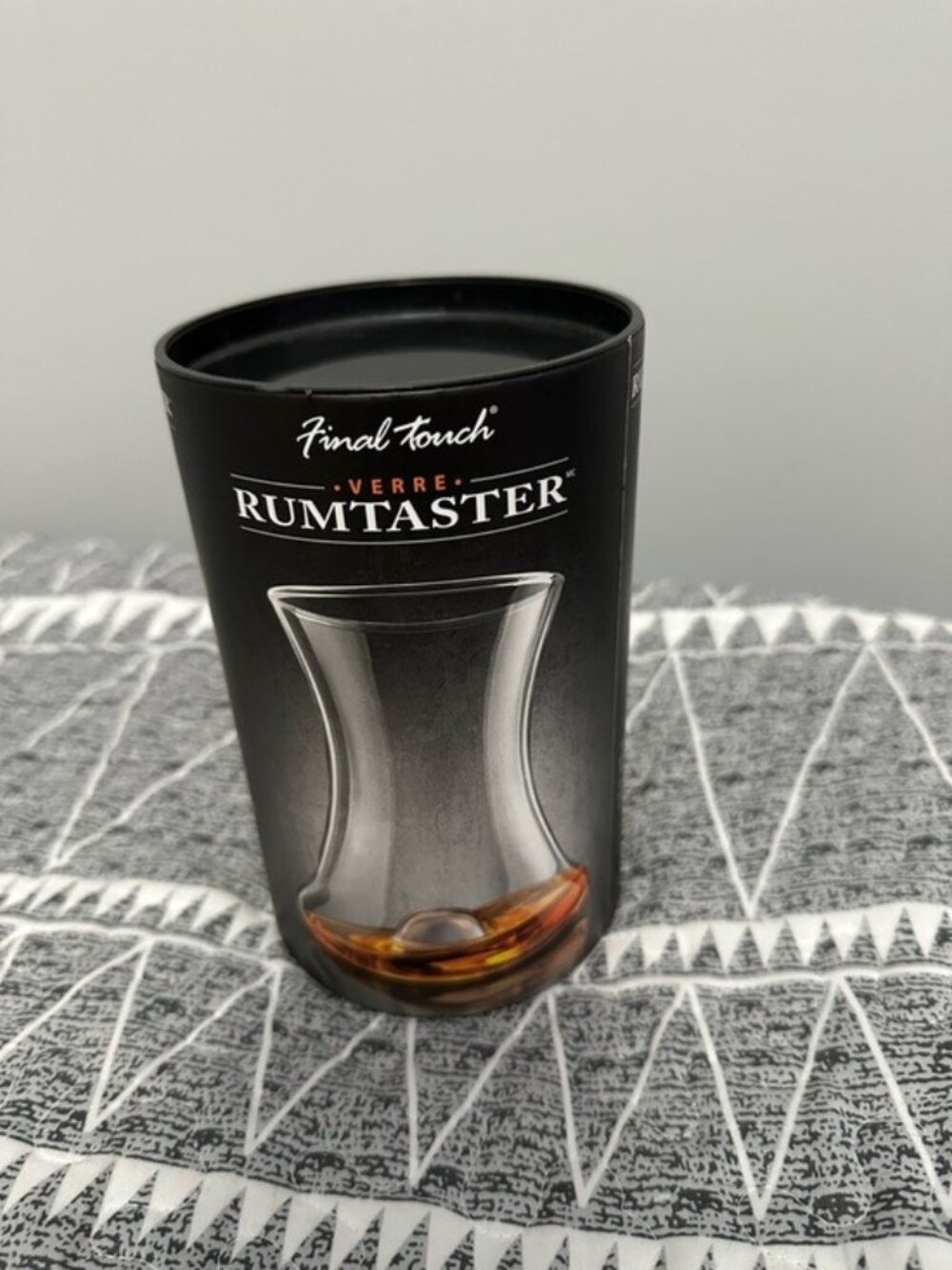 Final Touch RumTaster - Curved Rum Tasting Glass 11.8 oz Aroma Enhancing Glass - Picture 3 of 9